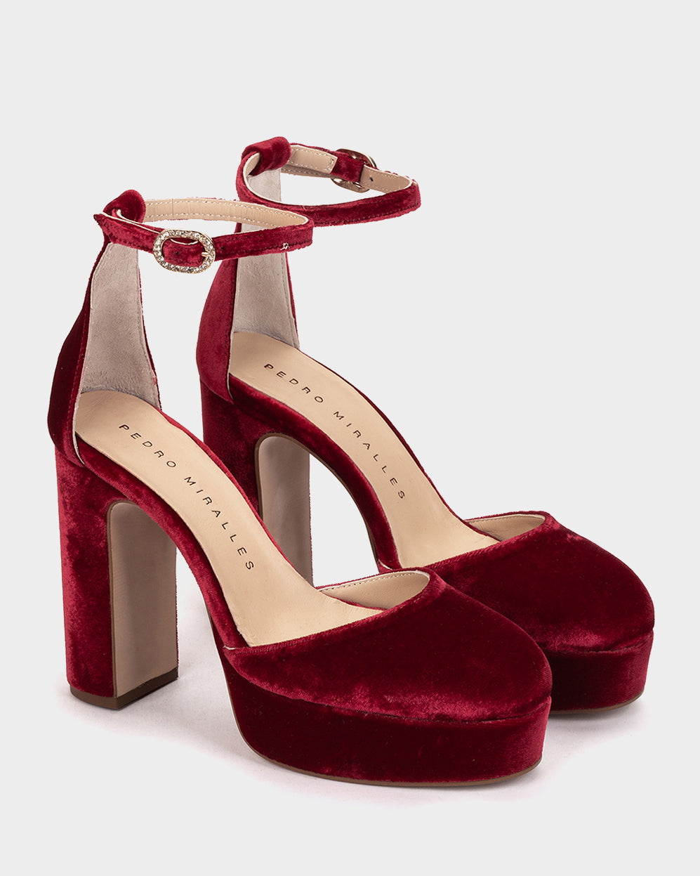 VELVET GUINDA