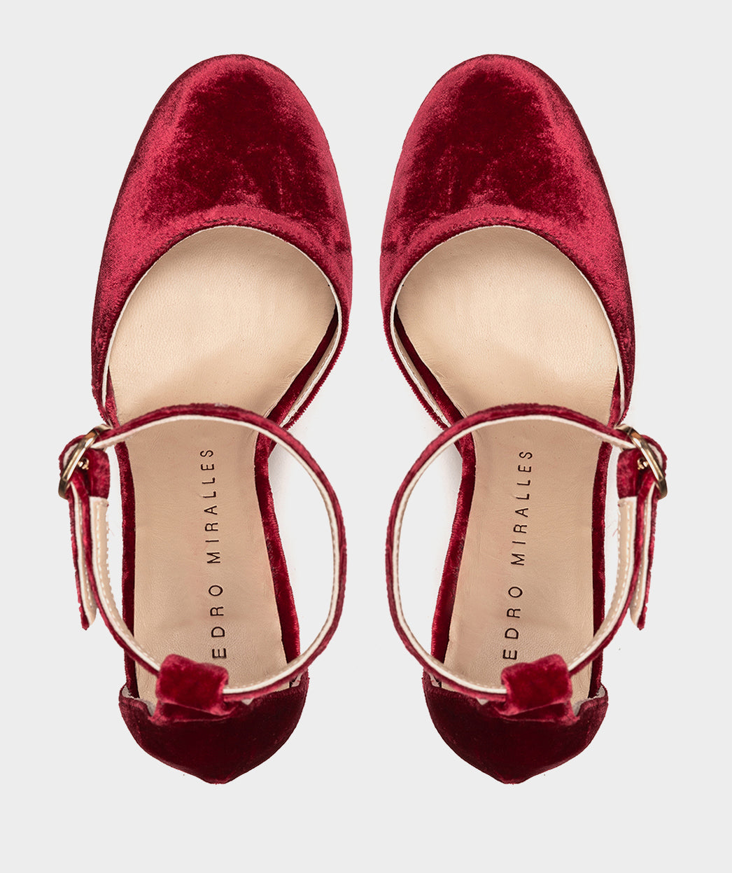 VELVET GUINDA