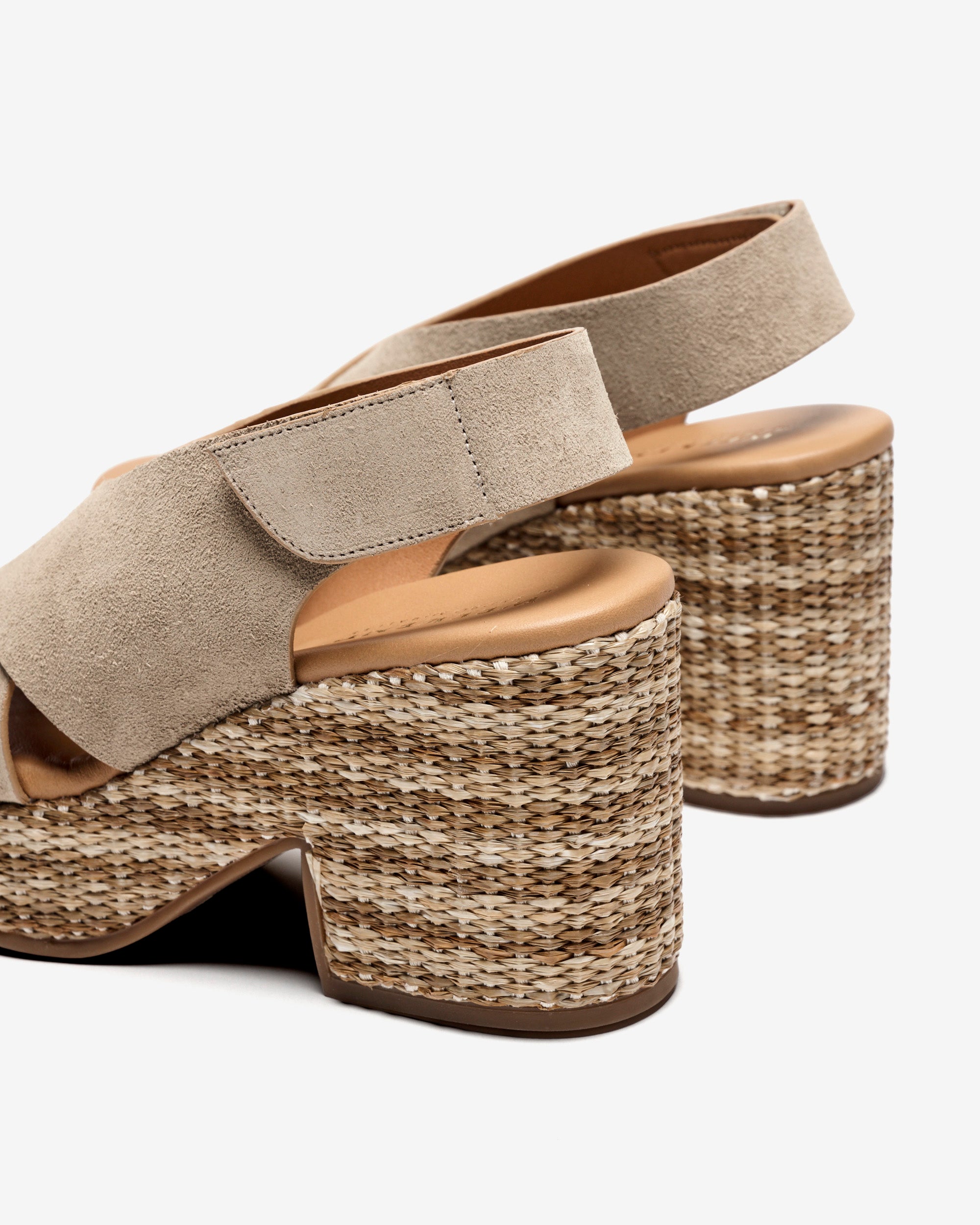 VELOUR SAND