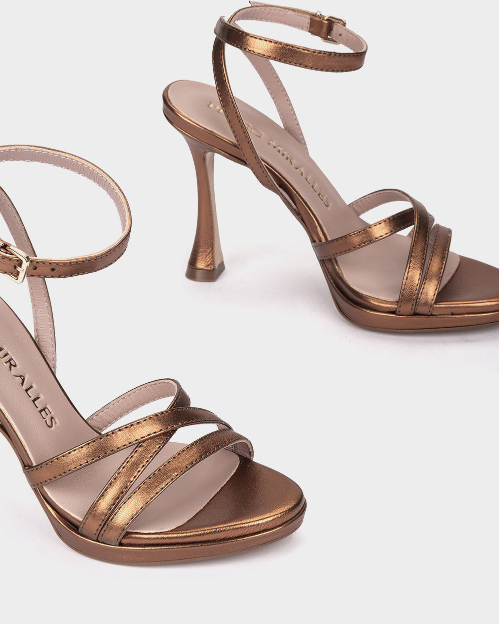 NAPA METAL BRONCE