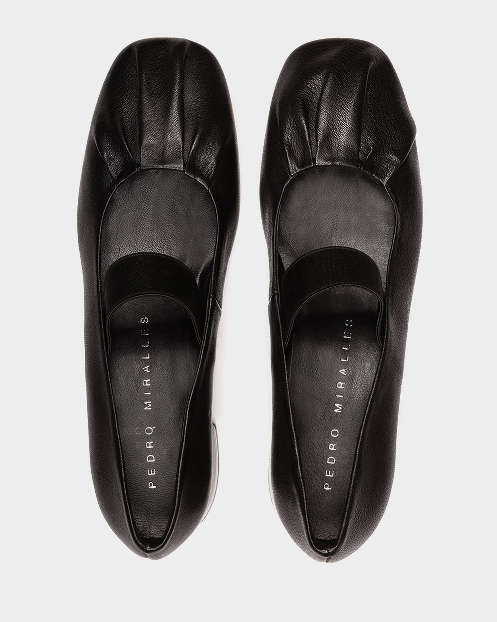 LOTUS NEGRO