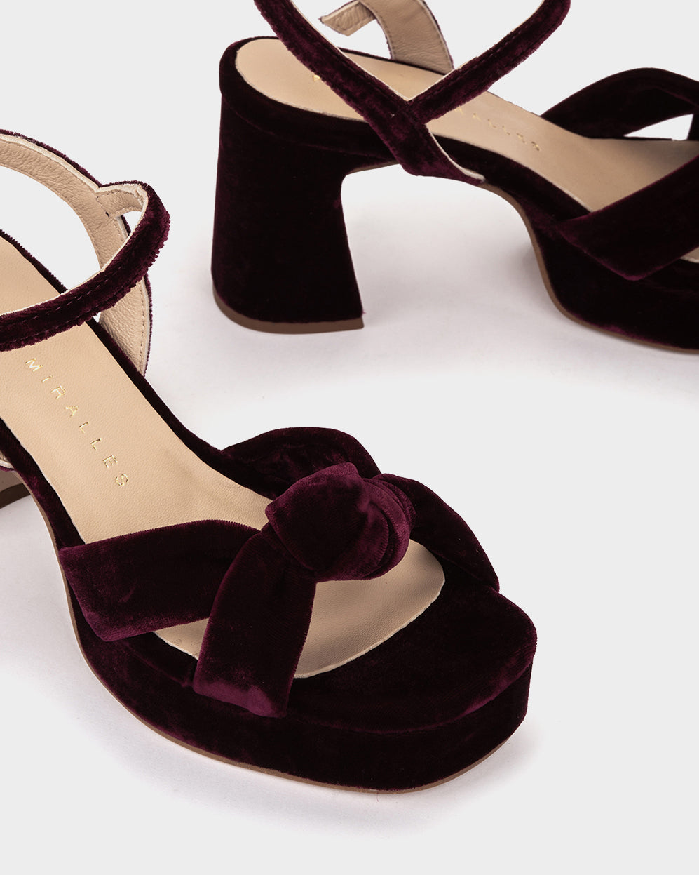 VELVET BURDEOS 520