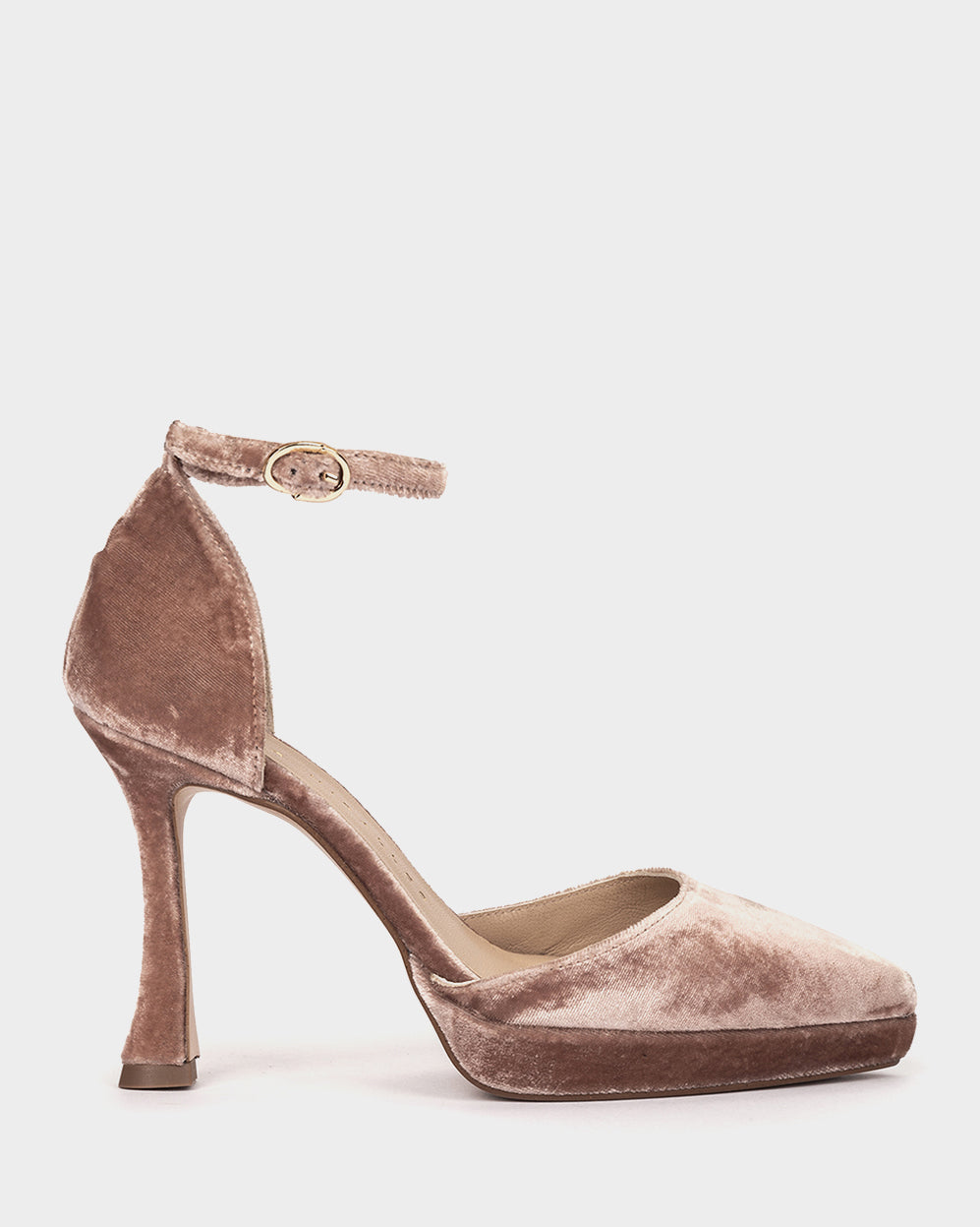 VELVET NUDE