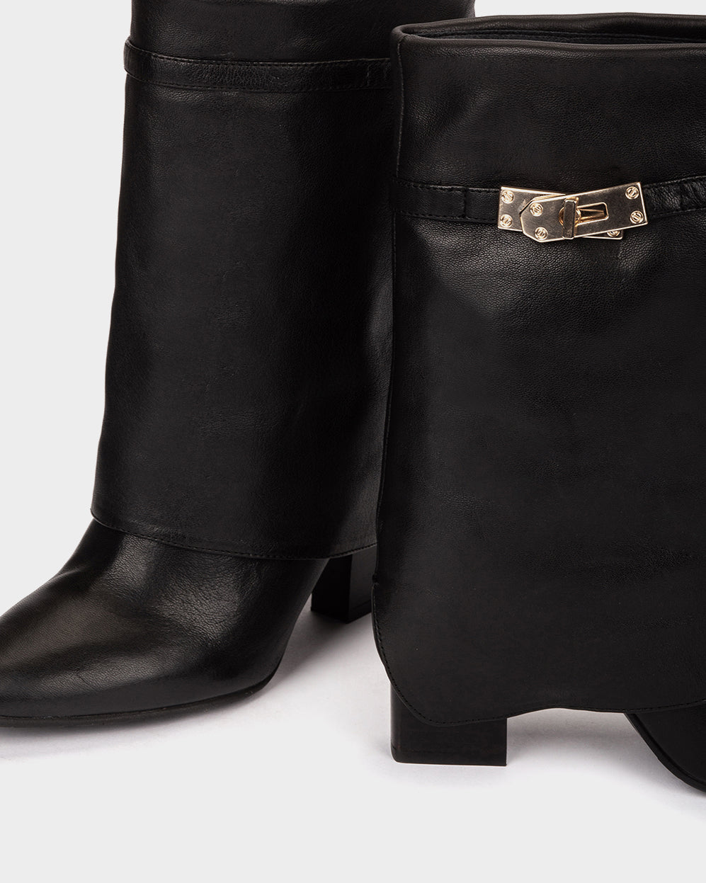 LOTUS NEGRO