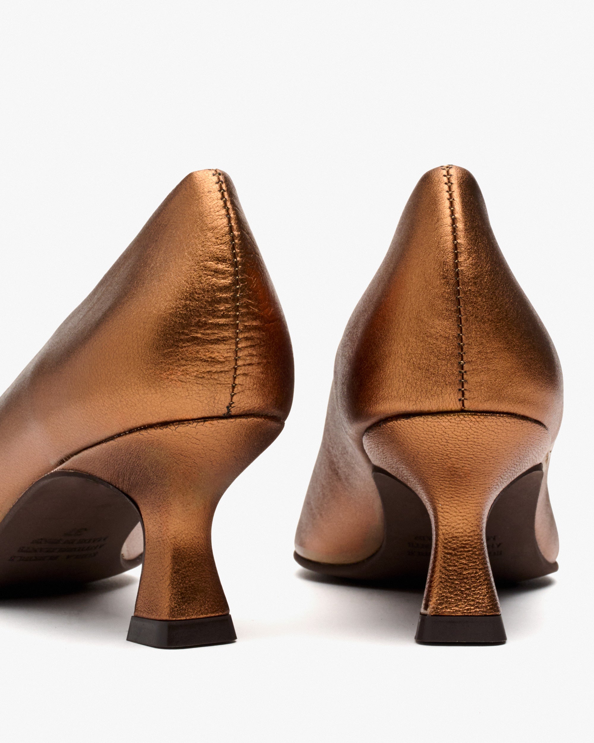 NAPA METAL BRONCE