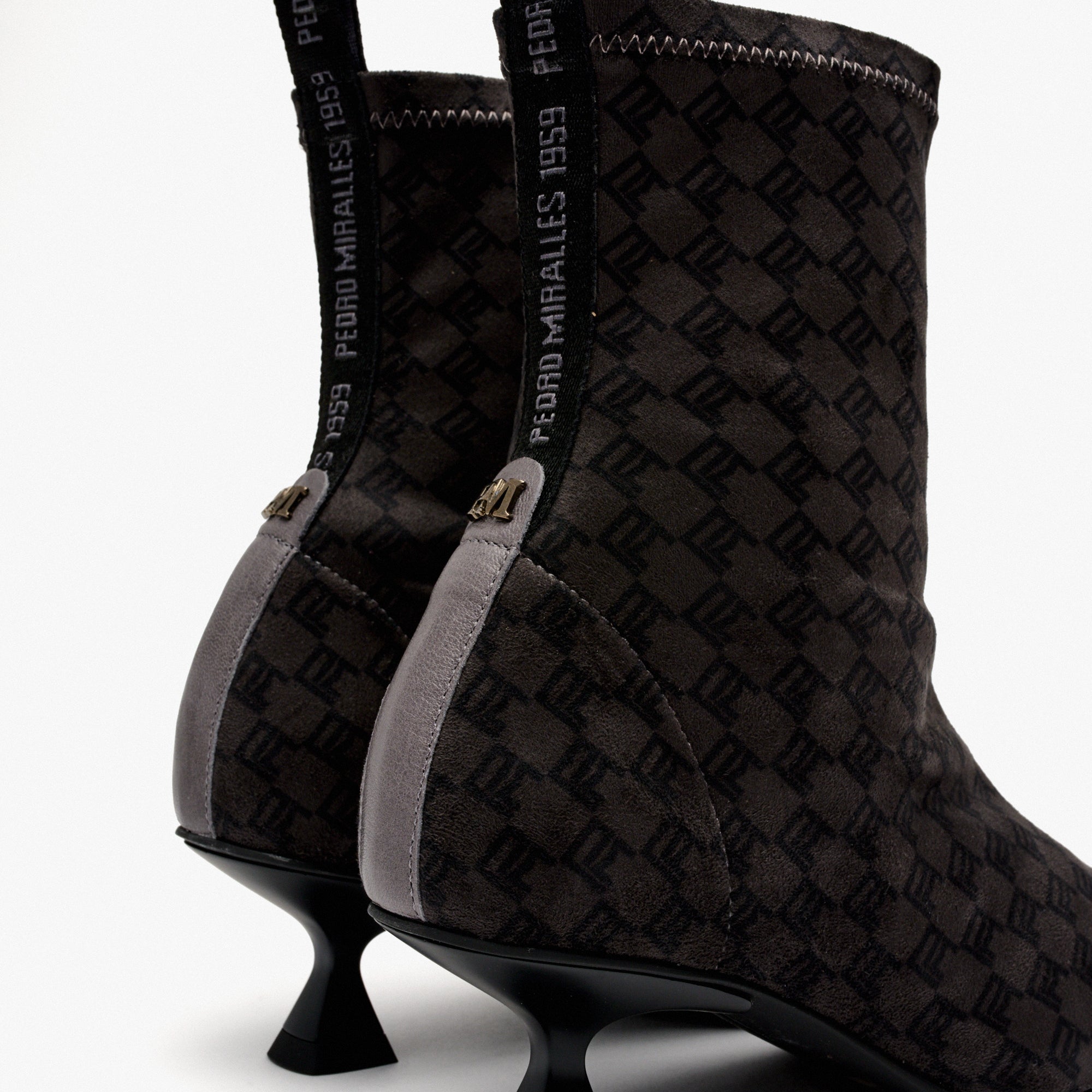 ANTE LOGO STRECH ANTRACITA