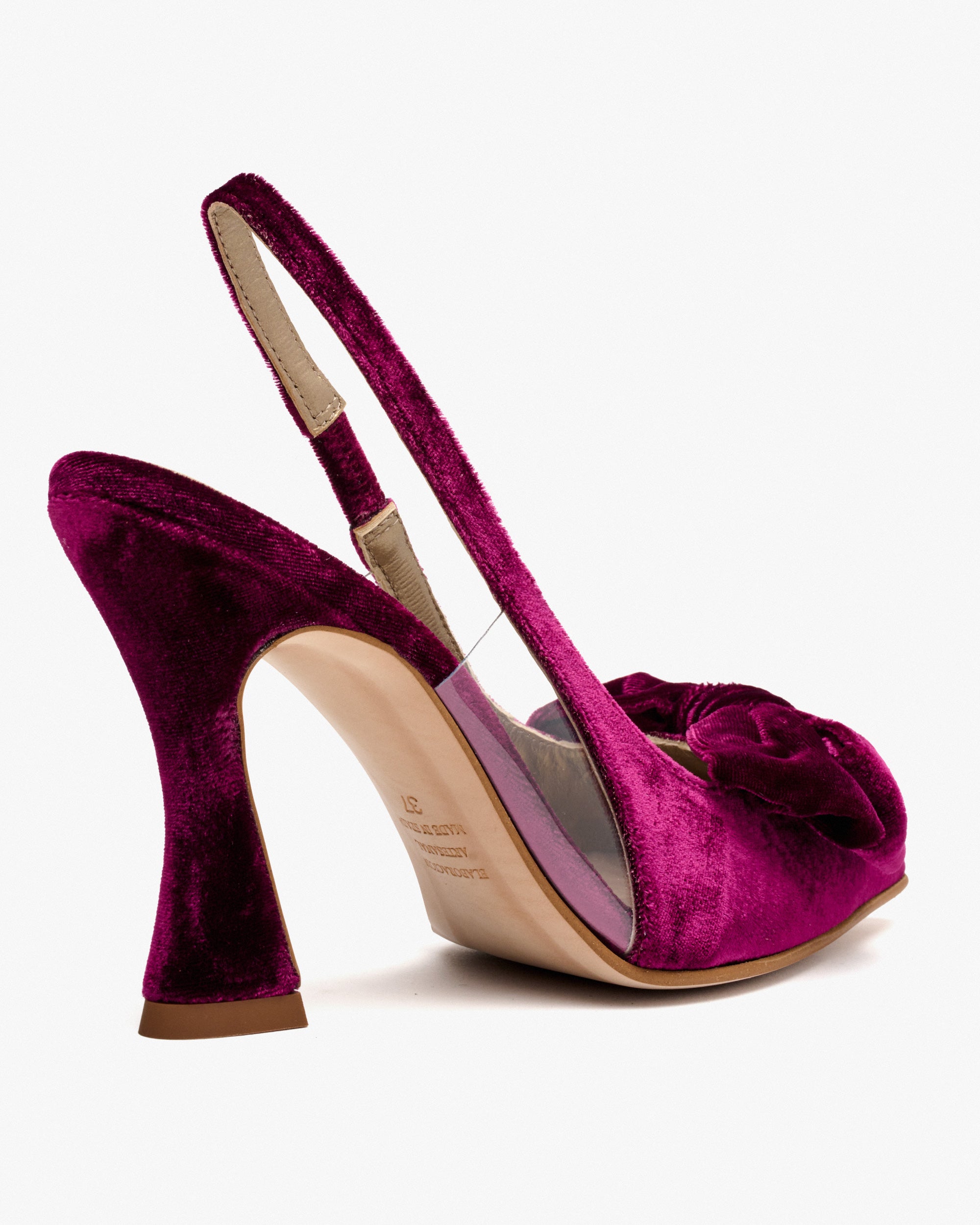 VELVET BURDEOS