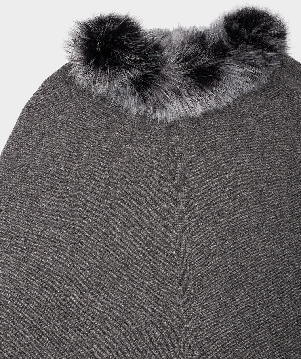 GRIS PONCHO