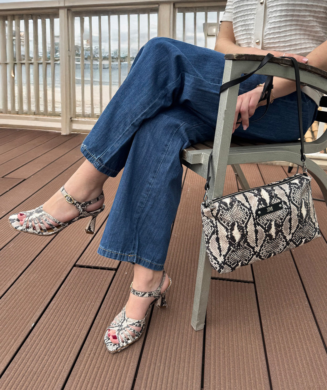 ZAPATOS ANIMAL PRINT: UN TOQUE SALVAJE PARA TU LOOK