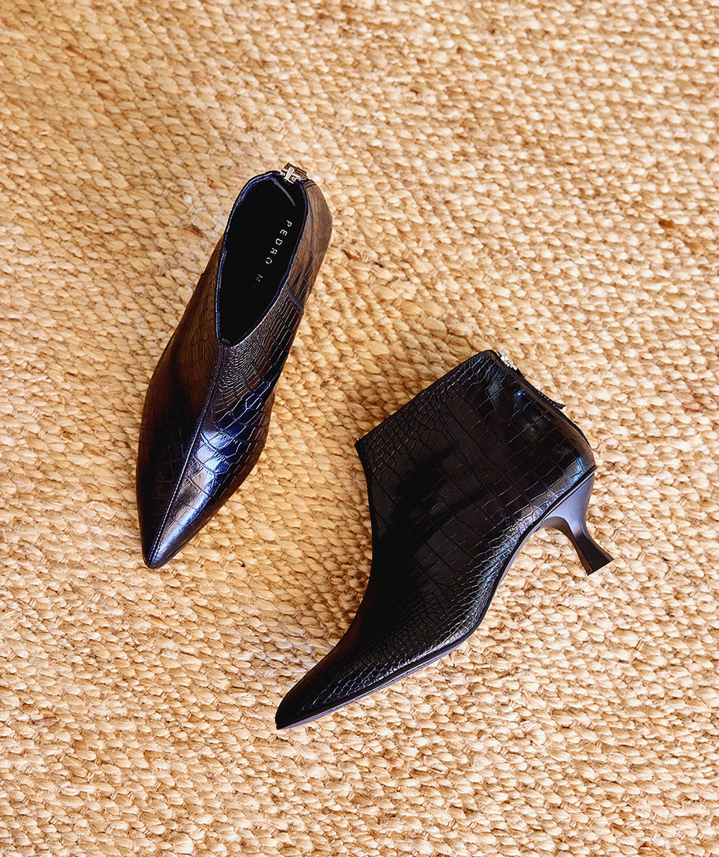 LOS MEJORES OUTFITS PARA UNOS BOTINES NEGROS