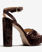 CREASED MARRON