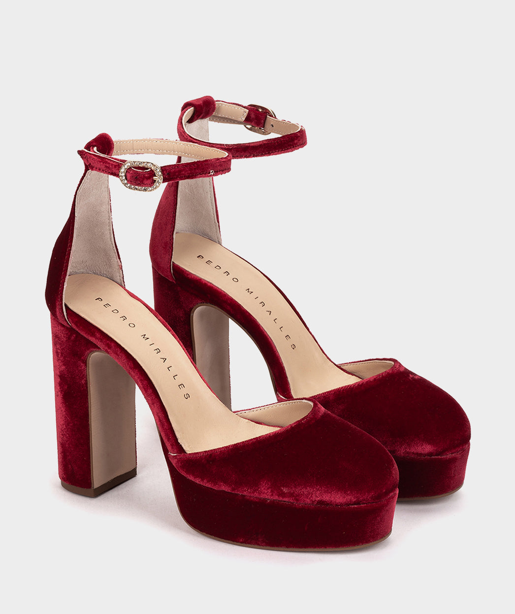 VELVET GUINDA