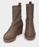 SQUARE TAUPE