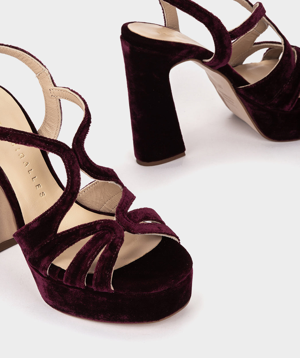 VELVET BURDEOS 520