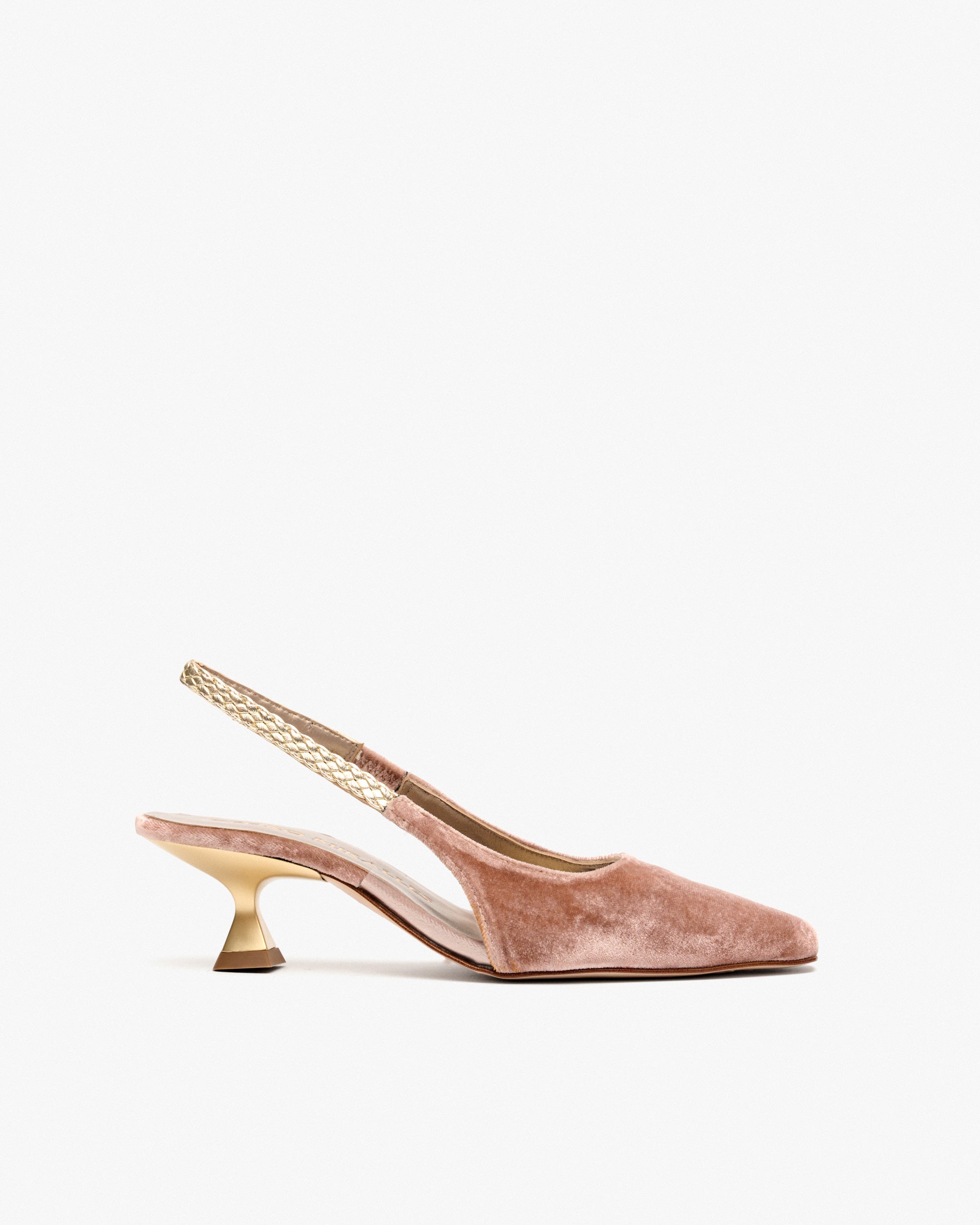 VELVET NUDE