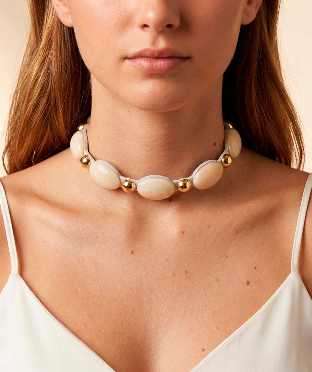 COLLAR PIEDRAS BLANCO